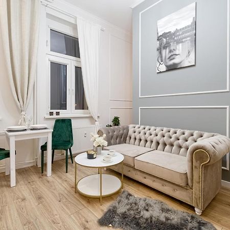 Niron Apartament Dom Z Papieru Sztokholm Piła Esterno foto