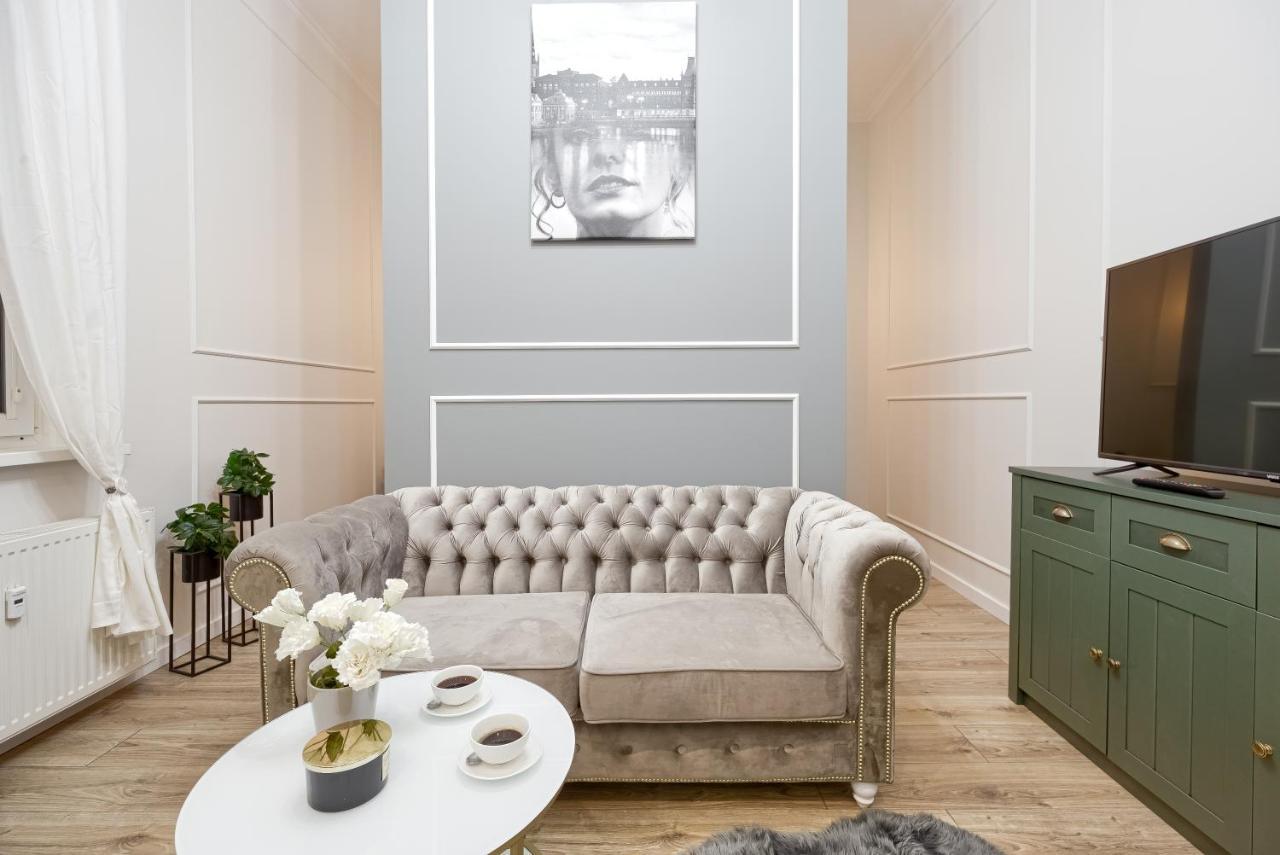 Niron Apartament Dom Z Papieru Sztokholm Piła Esterno foto
